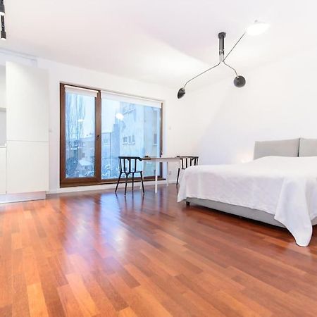 Bianco 19 - Central Studio Universitate - Old Town 부쿠레슈티 외부 사진