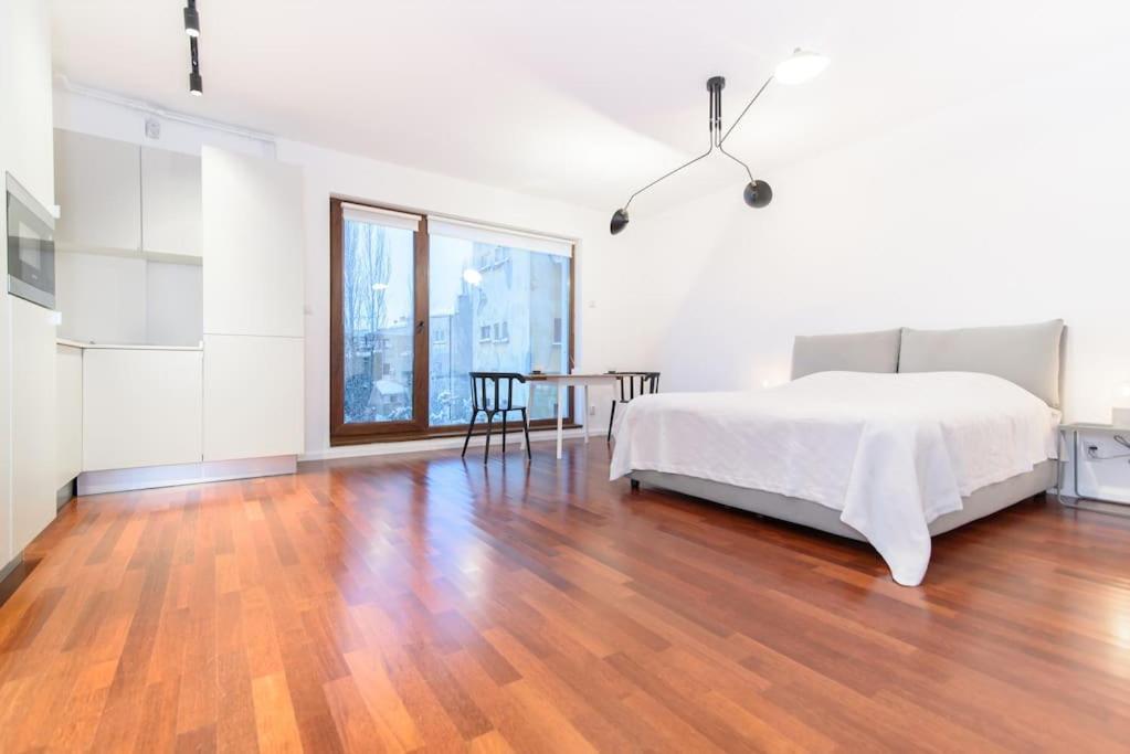 Bianco 19 - Central Studio Universitate - Old Town 부쿠레슈티 외부 사진