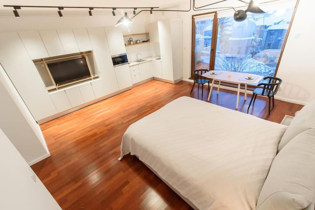 Bianco 19 - Central Studio Universitate - Old Town 부쿠레슈티 외부 사진